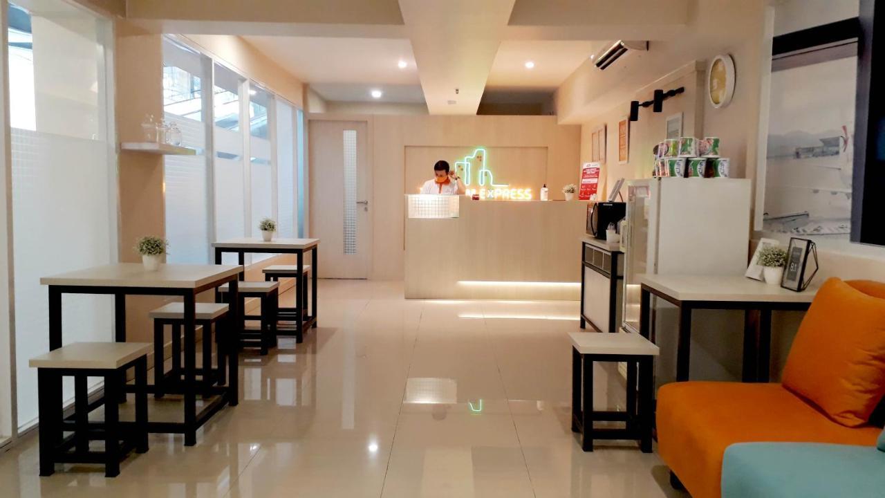Hotel Titanium Express Homtel Jakarta Exterior foto