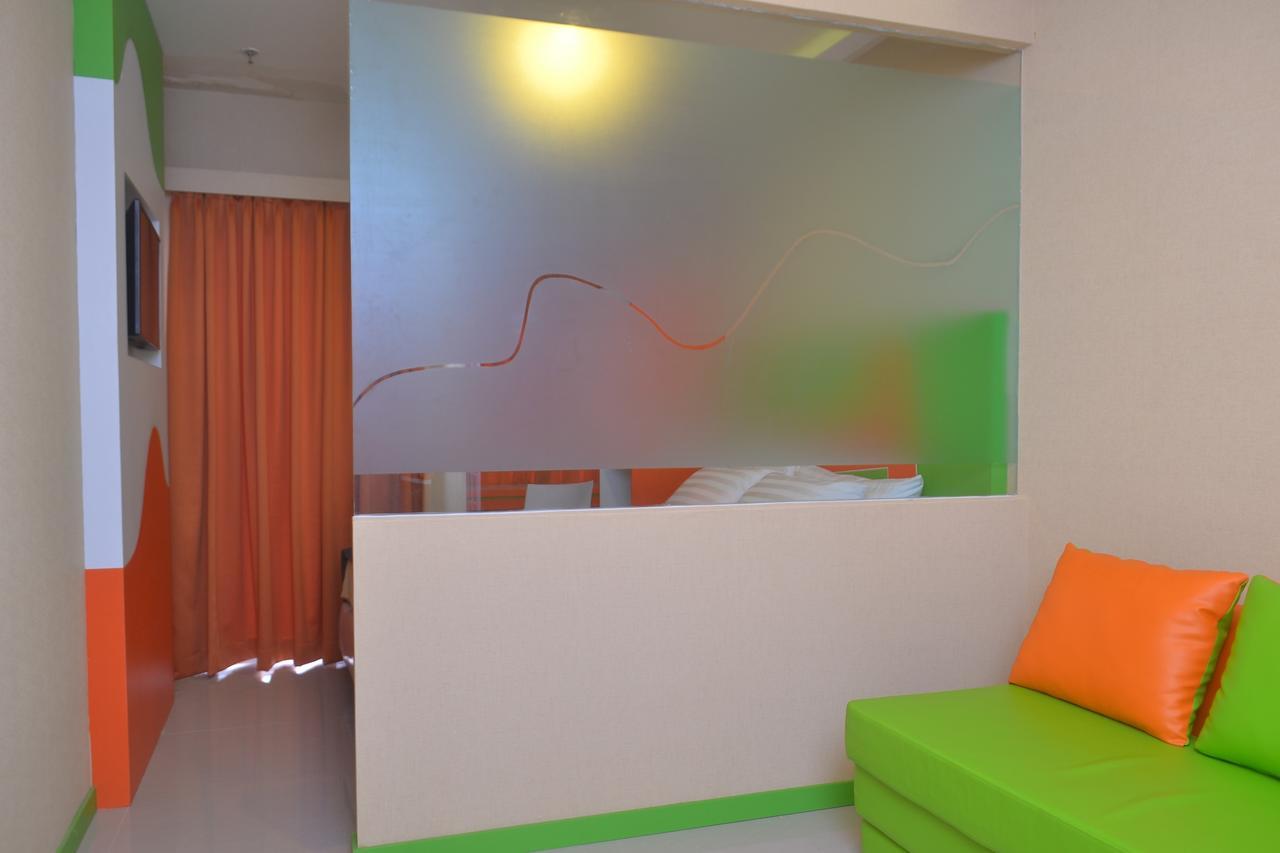 Hotel Titanium Express Homtel Jakarta Exterior foto